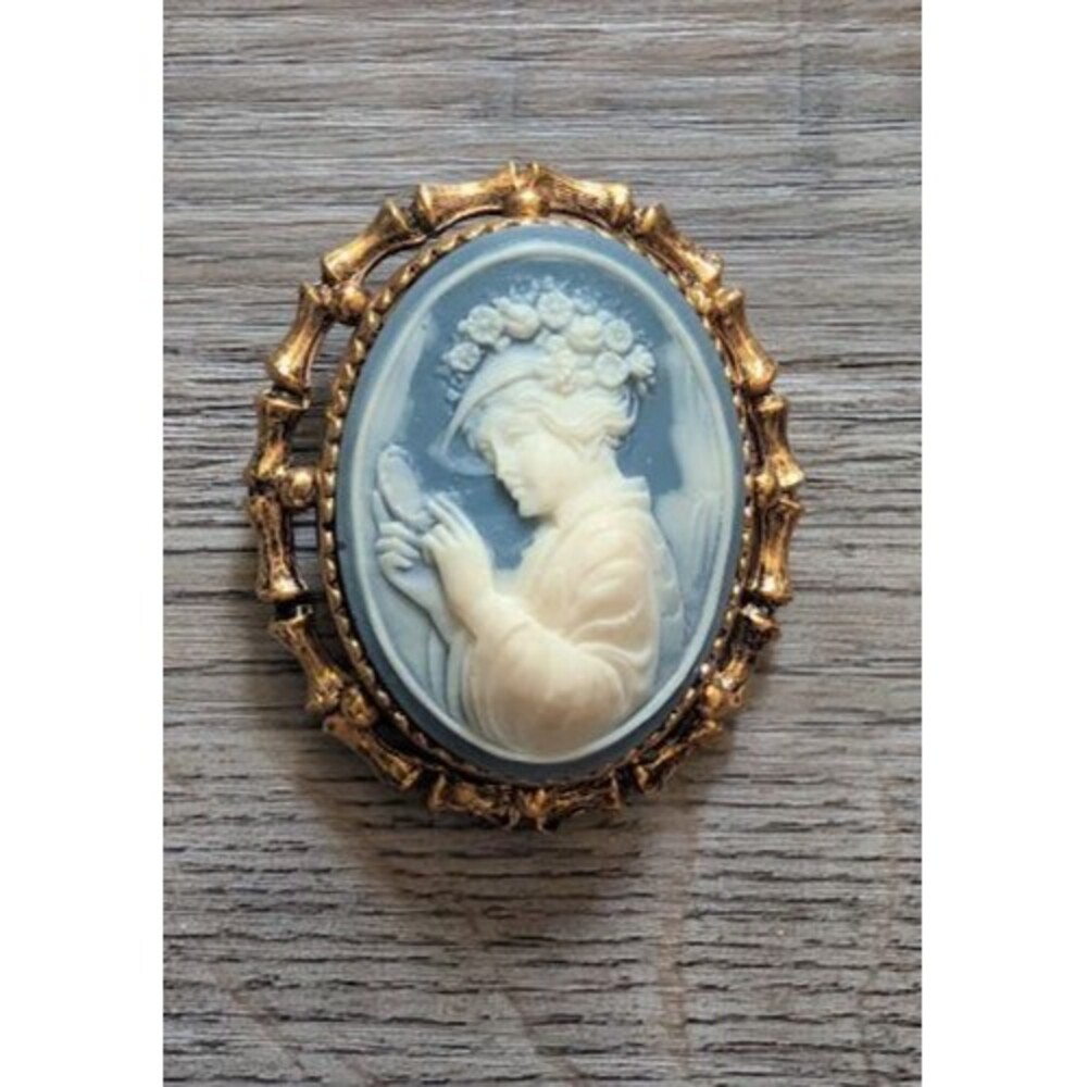 Vintage brooch/pin/PENDANT 1950's Jasper Ware Cameo Bamboo Gold Tone
